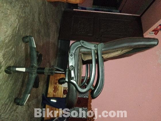 Boss chair